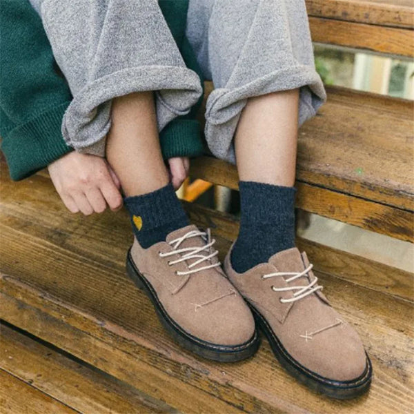 Damensocken für Herbst und Winter – Flauschige, warme Strümpfe für gemütliche Stunden zuhause