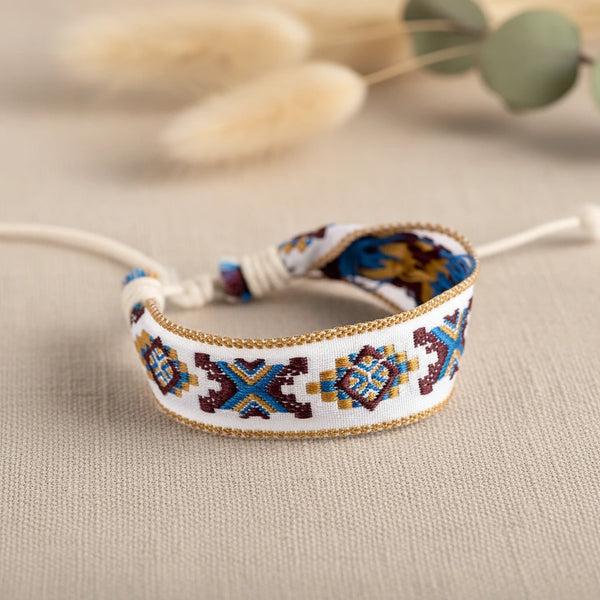 Geflochtenes Einstellbares Handmade Makramee Seilarmband – Gewebte Fadenarmbänder für Frauen,