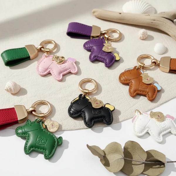 Cartoon Pony Schlüsselanhänger aus PU-Leder – Pferde Taschenanhänger für Rucksack & Handtasche