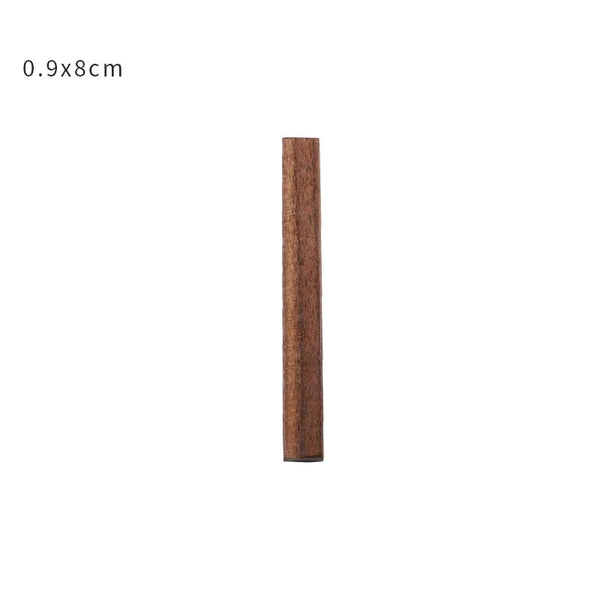 Dekorative Buchstaben aus Holz – Personalisierbare Deko für Wand & Regal