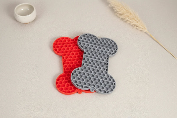 Knochen Silikon Leckmatte für Hunde & Katzen mit Saugnäpfen