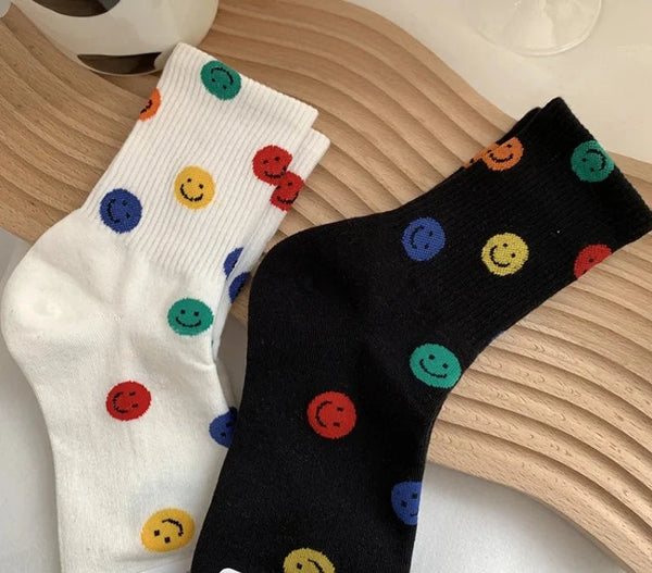 Smiley Socken aus Baumwolle – Unisex Socken im Street- & Harajuku-Stil