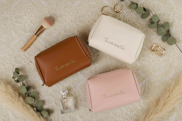 Reise-Kosmetiktasche aus PU-Leder – Wasserdichter Organizer mit Trennwand & weiter Öffnung