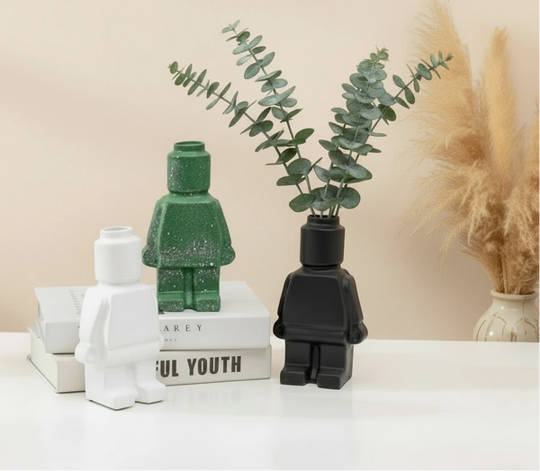 Keramik in Roboter-Optik – Moderne Dekofigur für Wohnzimmer & Büro